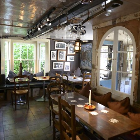The Woolpack Inn Wavehorne Dış mekan fotoğraf